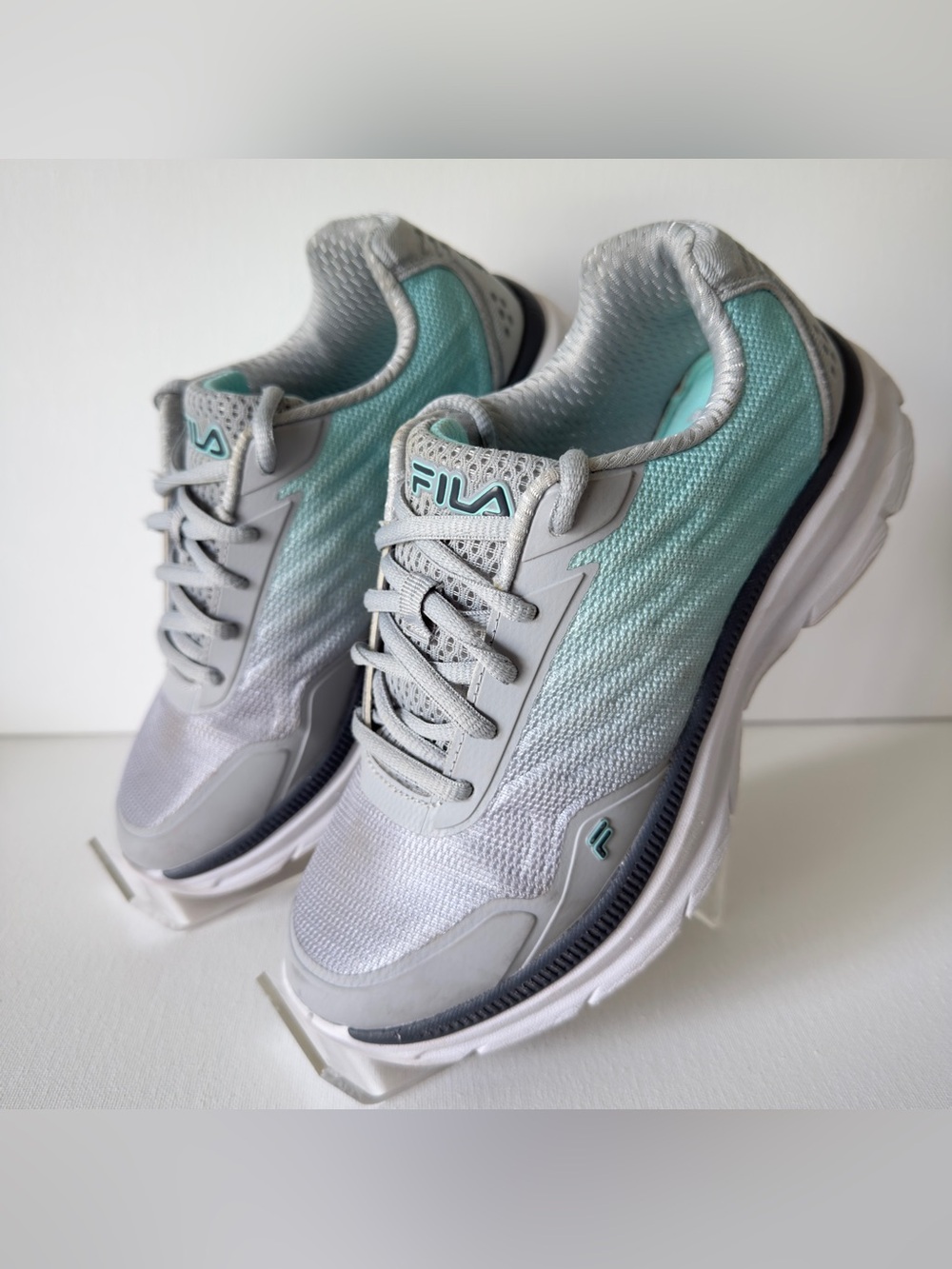 FILA Women’s size6.5 Memory Foam Running Shoes Gray Teal Aqua Sneakers Comfort